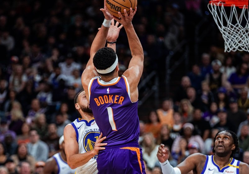 Phoenix Suns vs Golden State Warriors di lanjutan NBA