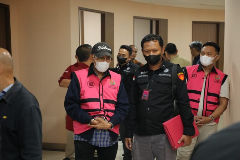 Kejagung Tetapkan 3 Tersangka Kasus Pemberi Kredit ke Sritex, eks Dirut Bank DKI Terlibat